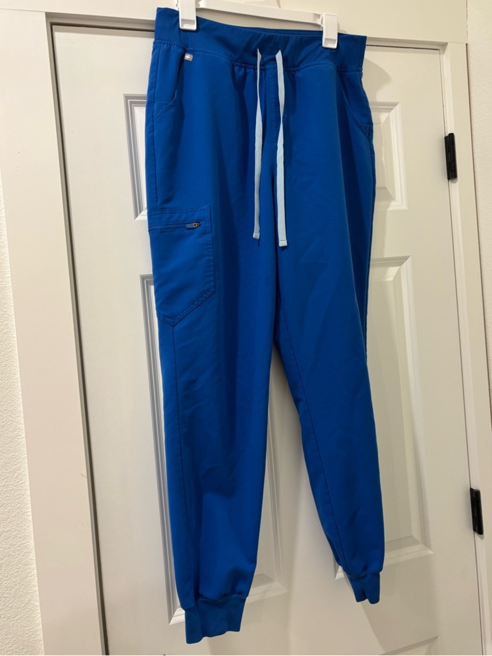 Figs Women's Jogger Scrub Pants in Royal Blue